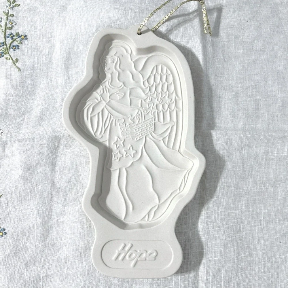 Longaberger Pottery 1994 Angel of Hope Cookie Mold‎ Limited Edition Christmas